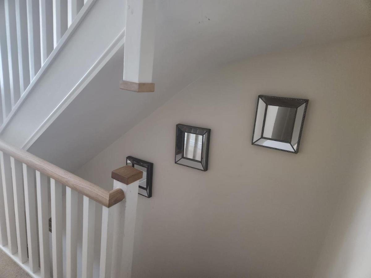 2Sweetzhome Erith Luaran gambar
